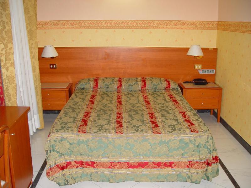 Repubblica Hotel Ρώμη Εξωτερικό φωτογραφία